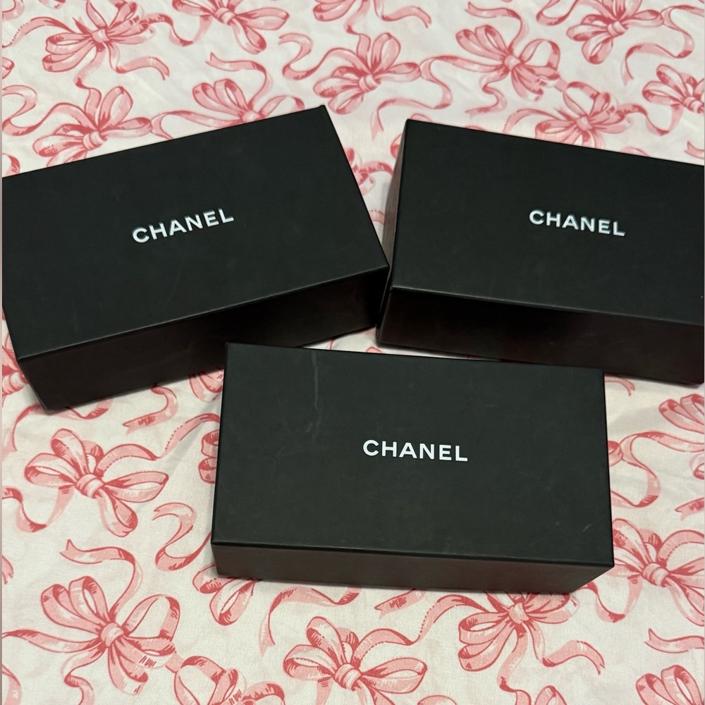 CHANEL Black Sunglasses Box